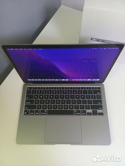 Apple macbook air 13 M1