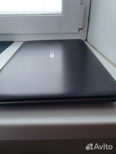 Ноутбук Asus 15,6