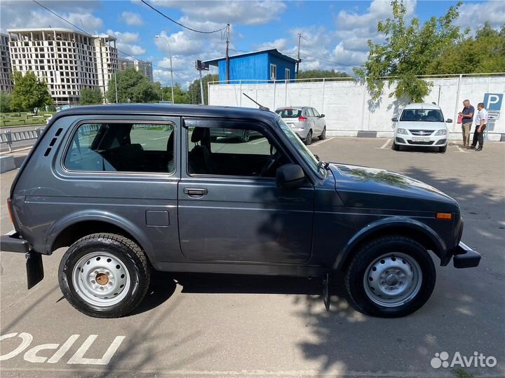 LADA 4x4 (Нива) 1.7 МТ, 2020, 125 000 км