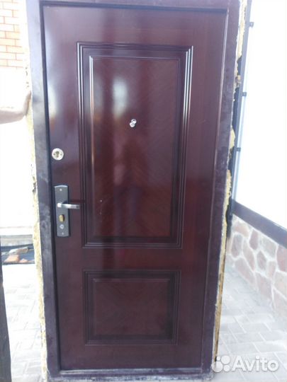 Дверь входная железная уличная бу