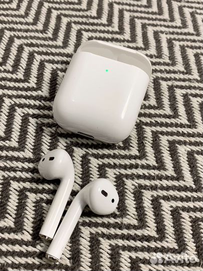 Airpods 2