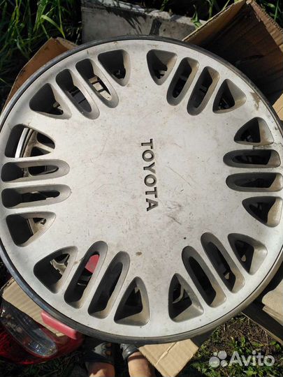 Колпаки на тойоту