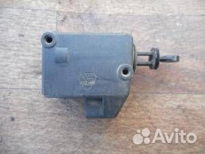 Активатор замка крышки багажника Volvo S40 1995-1