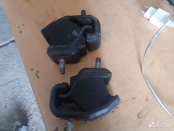 Подушка двс умз 4216