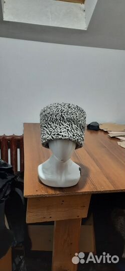 Шапака папаха ушанка из каракуля антика