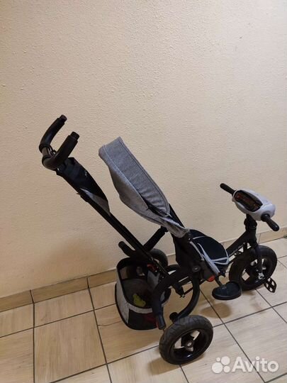 Детский трехколесный велосипед