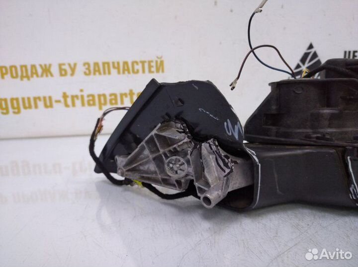 Корпус зеркала правый Skoda Octavia A7 5E3 до