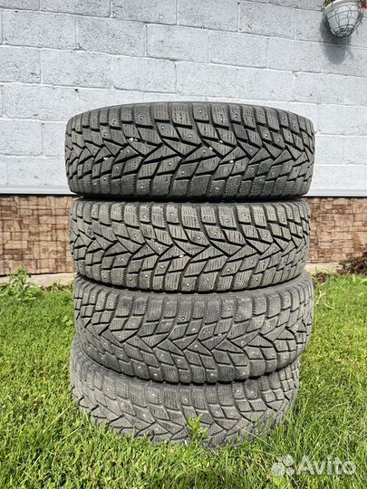 Dunlop SP Winter Ice 02 175/65 R14 82T