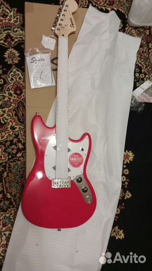 Электро гитара squier sonic mustang by fender