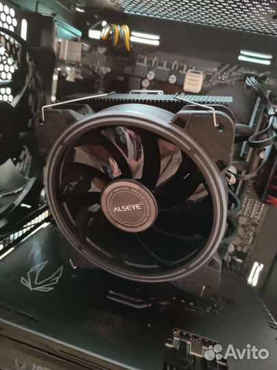 Здоровенный кулер am4 alseye новый