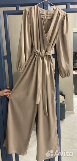 Комбинезон женский вечерний