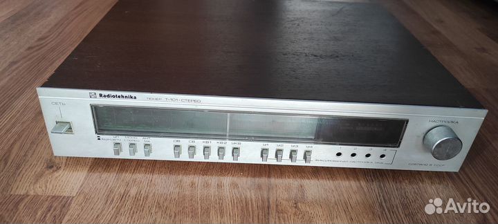 Продам тюнер Радиотехника