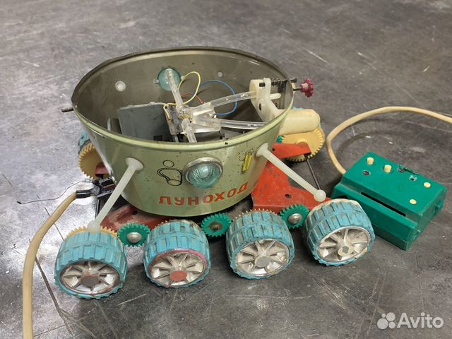 Игрушка СССР Луноход купить в Москве | Хобби и отдых | Авито