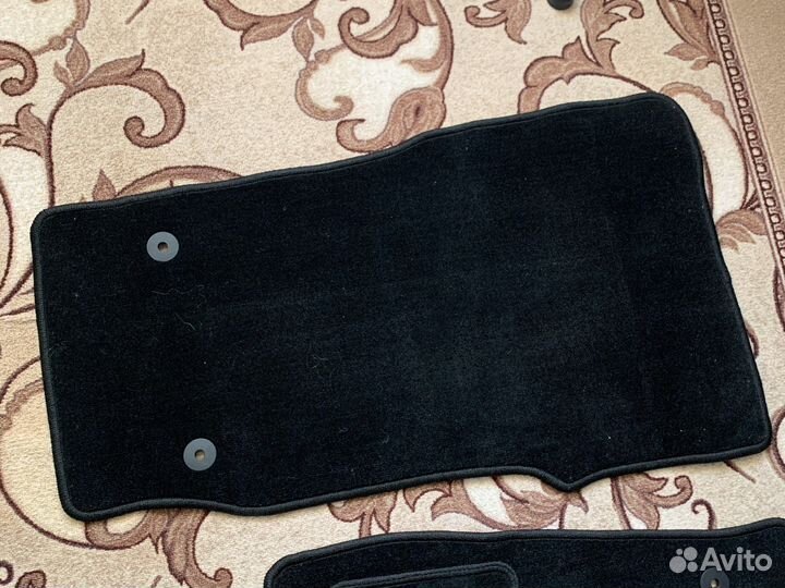 Автомобильные коврики на skoda fabia