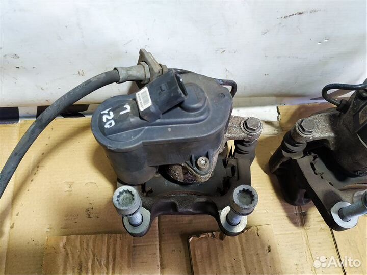 Суппорт задний Volkswagen Passat B6 1.8 BZB 2008