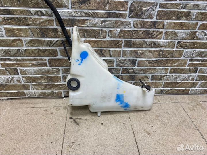 Бачок стеклоомывателя Audi A4 B8 2013