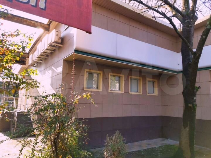 Продается помещение площадью 660,1 кв. м. с зу