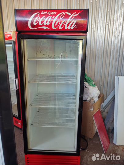 Вертикальная витрина в ассортименте