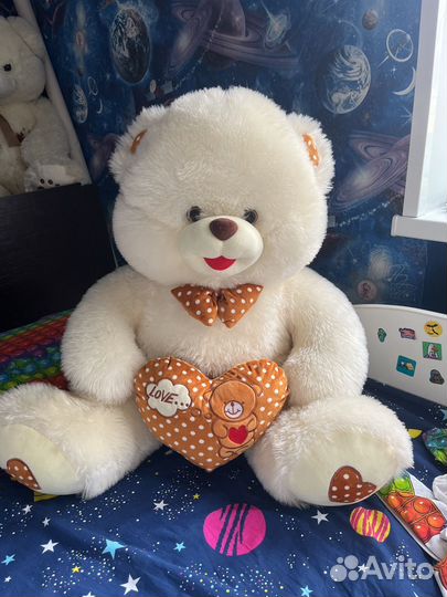 Плюшевый медведь большой