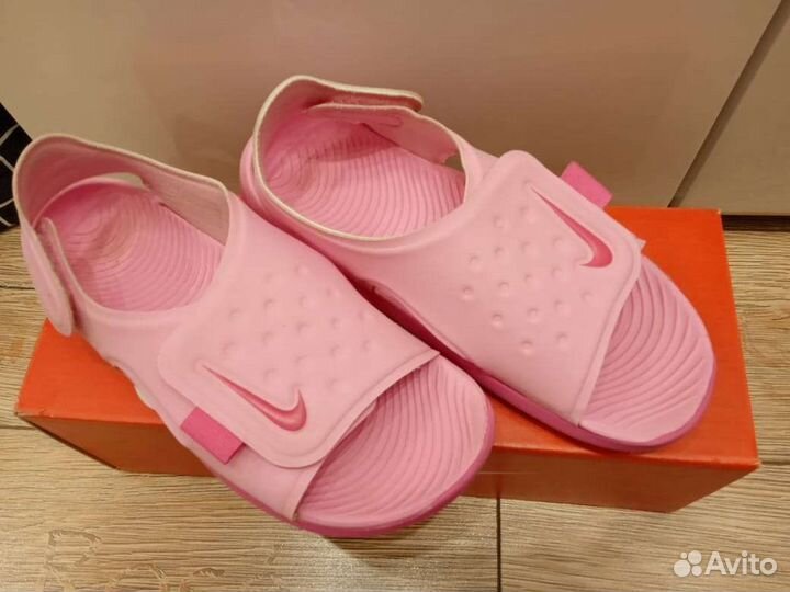 Сандали Nike