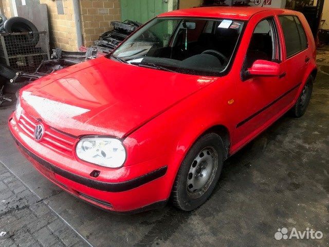 Разбор на запчасти Volkswagen Golf 4 1997-2005