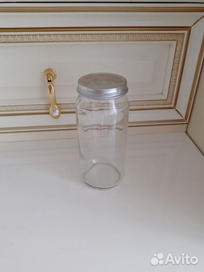 Отдам бесплатно банки с крышками 250 мл