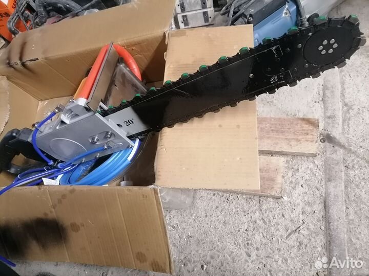 Цепная алмазная пила по бетону