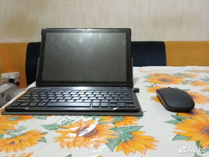 Продам Планшет полностью в рабочем состоянии