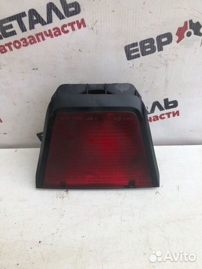 Стоп-сигнал Renault Logan седан 1.4 K7JA710 2013