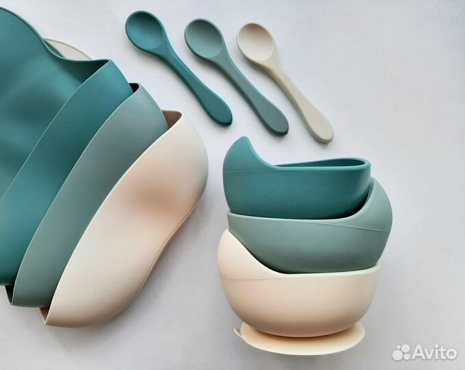 Нагрудник с кормашком, умная посуда