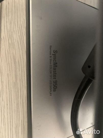 Монитор samsung 19