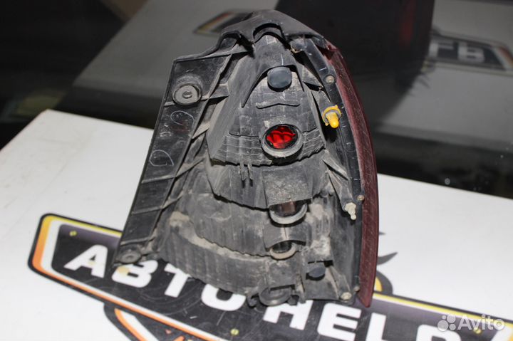 Фонарь З.Л. subaru forester 2.0 2004г