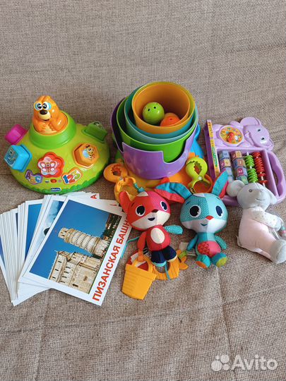 Детские игрушки Chicco, Tiny love пакетом