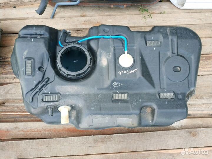 Бензобак Форд Экоспорт