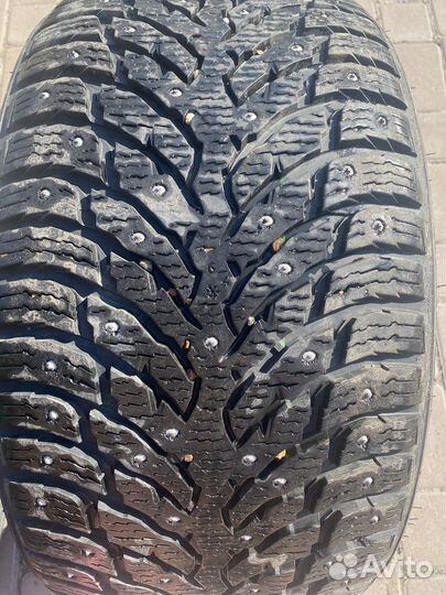 Nokian Tyres Hakkapeliitta 9 245/40 R18 и 265/35 R18