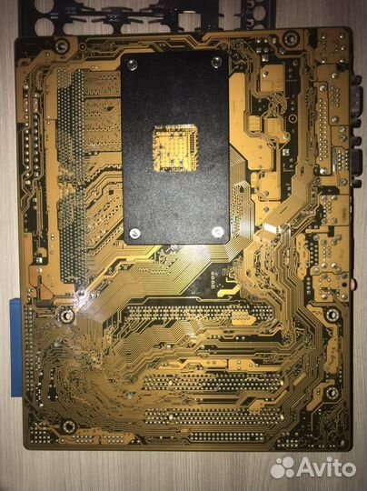 Материнская плата