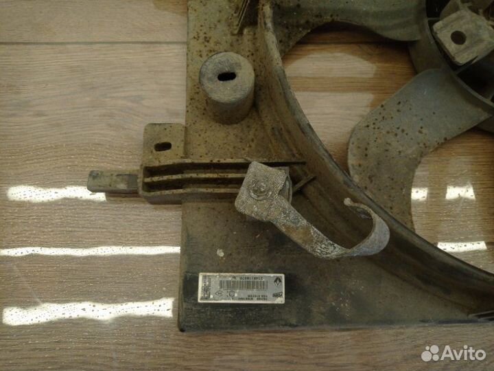 Диффузор радиатора Renault Logan 2 седан K7MA812