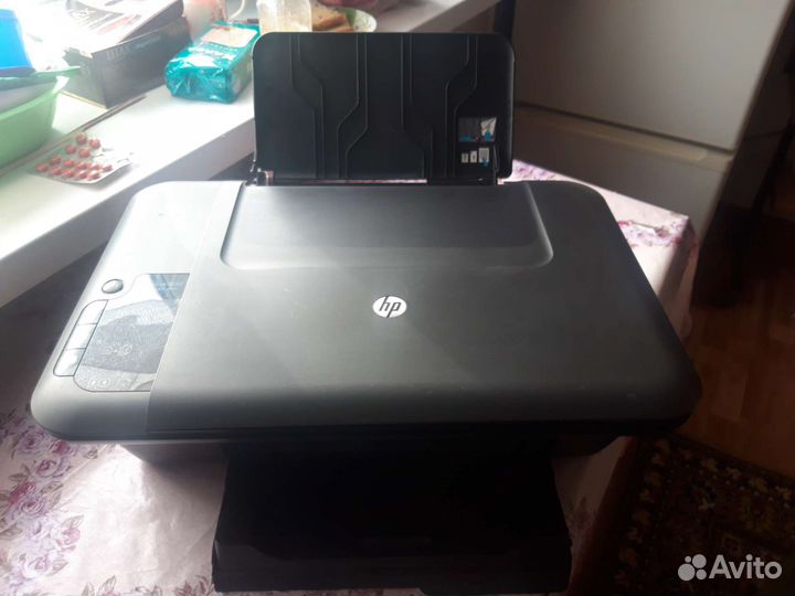 HP Deskjet 2050 Принтер сканер копир струйный