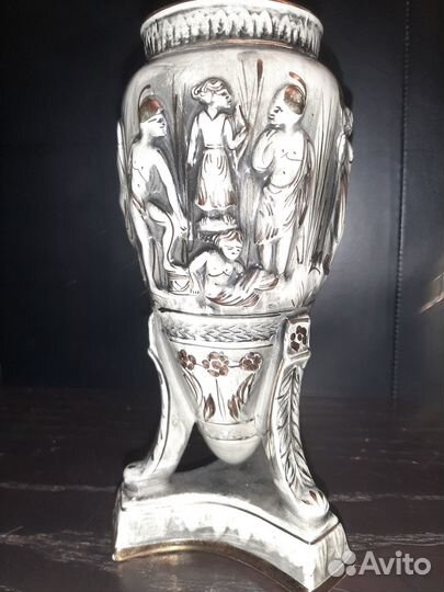 Фарфоровые вазы Португалия