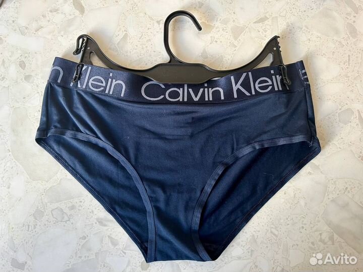 Трусы женские Calvin Klein р-р S