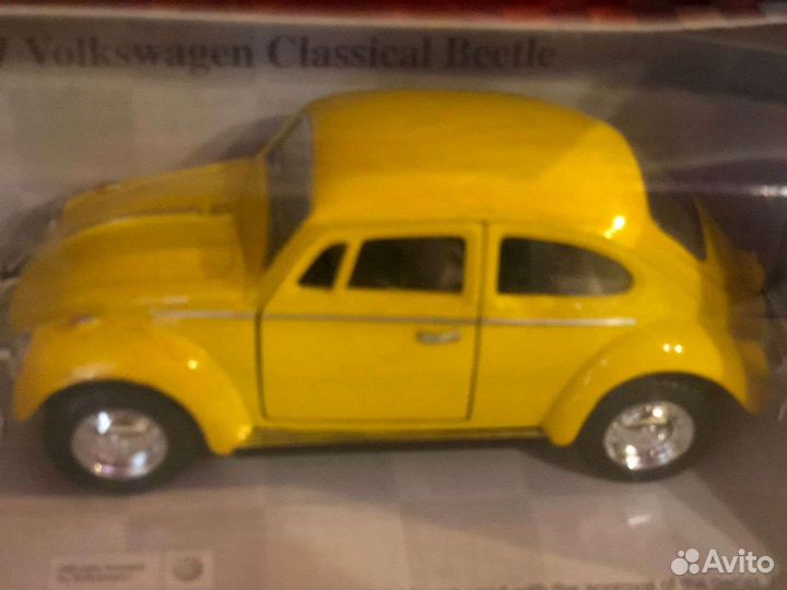 Машинки kinsmart имеют стальной, окрашеный корпус