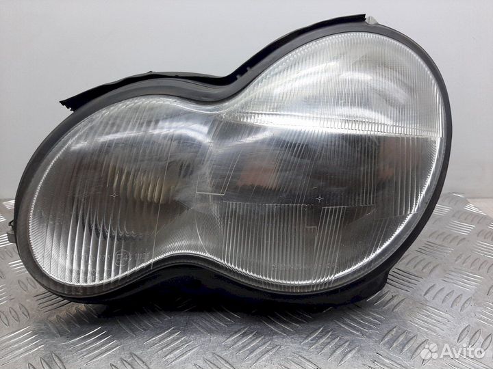 Фара 08440114 mercedes-benz C W203 (2000-2007)