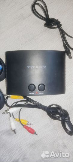 Игровая приставка Titan 2