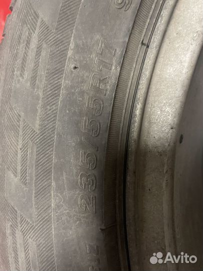 Bridgestone Dueler H/P Sport 235/55 R17