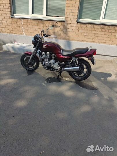 Honda cb 750