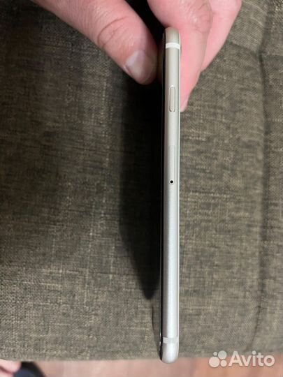 iPhone SE (2022), 64 ГБ