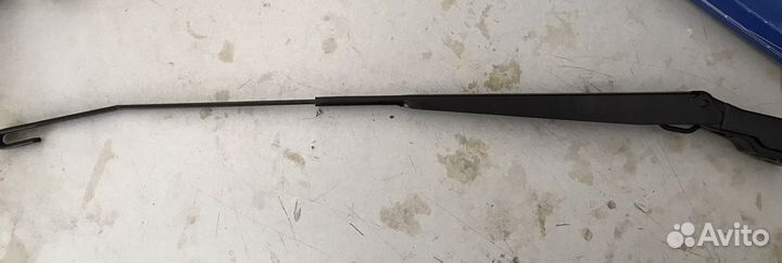 Поводок очистителя 288809497R Ларгус/Логан