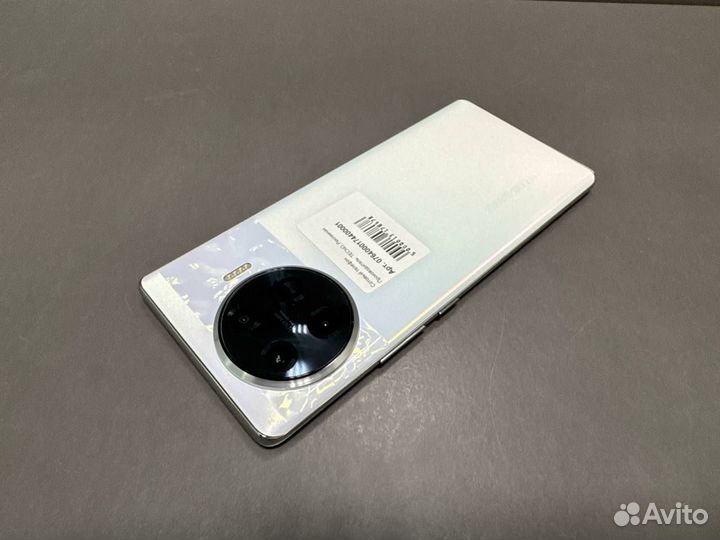 TECNO Spark 20 Pro, 8/256 ГБ