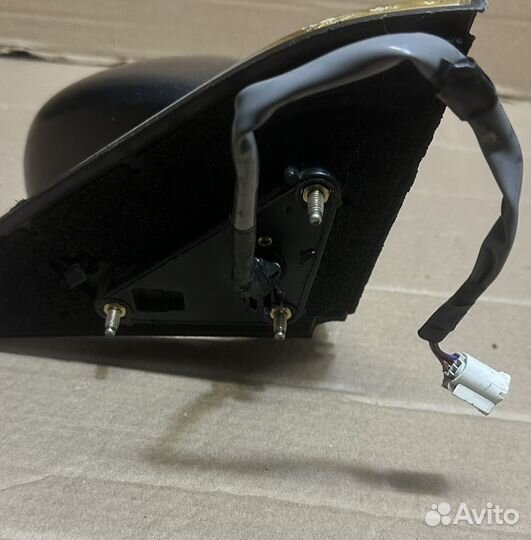 Toyota 4Runner зеркало боковое левое