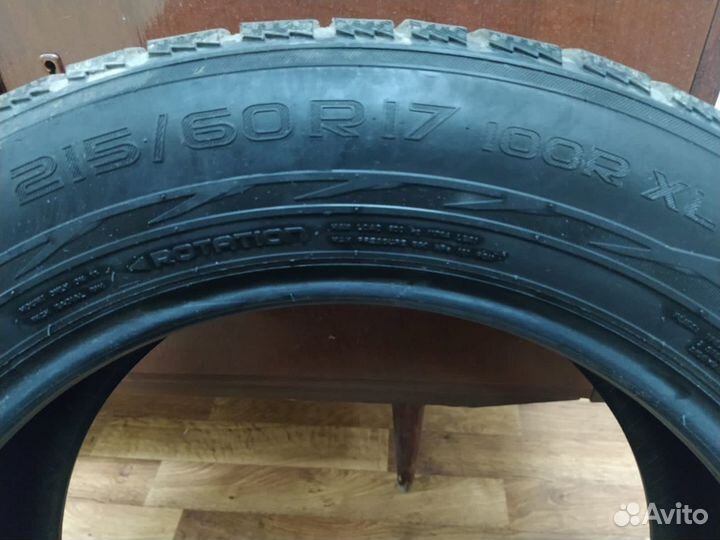 Nokian Tyres Hakkapeliitta R2 SUV 215/60 R17